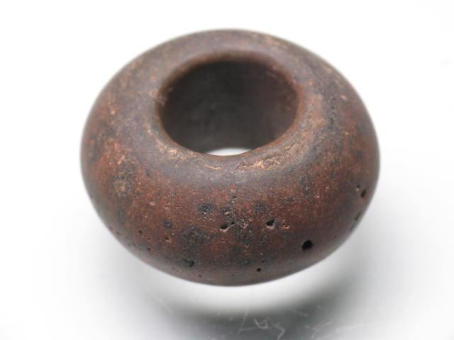 TOKO-BEADS AZ139-03 Tibetan Antique Terracotta 25mm AZ139-03 チベットアンティーククレイビーズ 25mm Asian bead & African bead  Handmade,Lampeork,bead,asia,india,ethnic,parts,accessory,beads とんぼ玉,ビーズ,トンボ玉,アジア,インド,エスニック,手作り,パーツ,アクセサリー