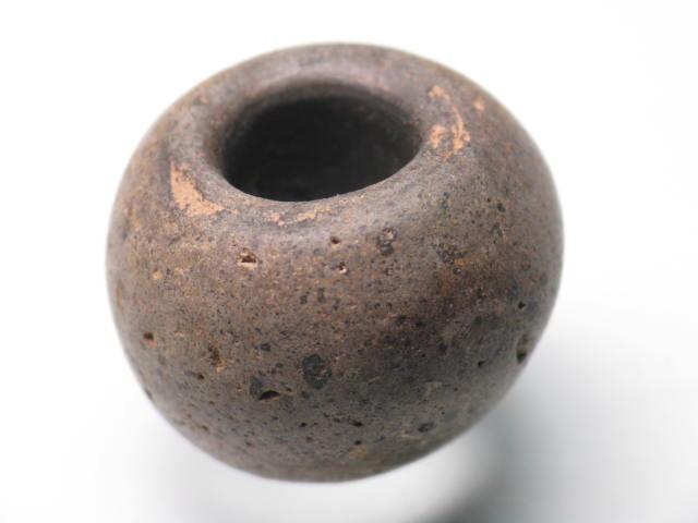 TOKO-BEADS AZ139-13 Tibetan Antique Terracotta 24mm AZ139-13 チベットアンティーククレイビーズ 24mm Asian bead & African bead  Handmade,Lampeork,bead,asia,india,ethnic,parts,accessory,beads とんぼ玉,ビーズ,トンボ玉,アジア,インド,エスニック,手作り,パーツ,アクセサリー
