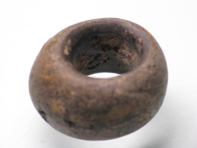 TOKO-BEADS AZ139-16 Tibetan Antique Terracotta 24mm AZ139-16 チベットアンティーククレイビーズ 24mm Asian bead & African bead  Handmade,Lampeork,bead,asia,india,ethnic,parts,accessory,beads とんぼ玉,ビーズ,トンボ玉,アジア,インド,エスニック,手作り,パーツ,アクセサリー