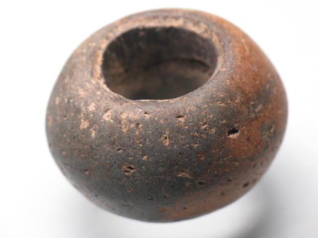 TOKO-BEADS AZ139-24 Tibetan Antique Terracotta 28mm AZ139-24 チベットアンティーククレイビーズ 28mm Asian bead & African bead  Handmade,Lampeork,bead,asia,india,ethnic,parts,accessory,beads とんぼ玉,ビーズ,トンボ玉,アジア,インド,エスニック,手作り,パーツ,アクセサリー