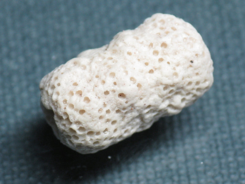 TOKO-BEADS AZ144-02S Volcanic Rock bead 12mm AZ144-02S 火山岩ビーズ 12mm Asian bead & African bead  Handmade,Lampeork,bead,asia,india,ethnic,parts,accessory,beads とんぼ玉,ビーズ,トンボ玉,アジア,インド,エスニック,手作り,パーツ,アクセサリー