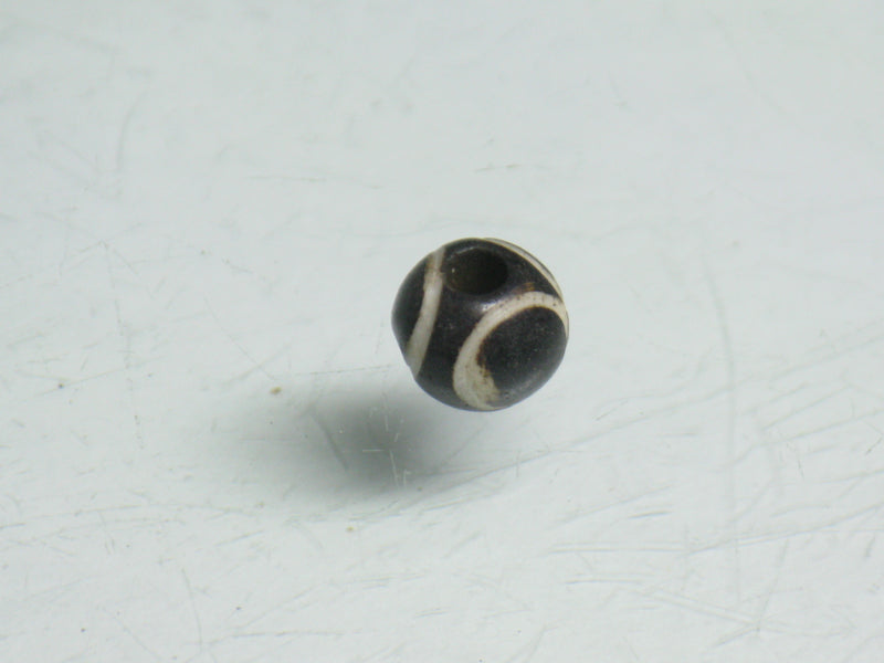 TOKO-BEADS BB025 Bone bead 6mm BB025 ボーンビーズ 6mm Asian bead & African bead  Handmade,Lampeork,bead,asia,india,ethnic,parts,accessory,beads とんぼ玉,ビーズ,トンボ玉,アジア,インド,エスニック,手作り,パーツ,アクセサリー