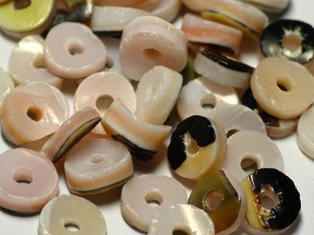 TOKO-BEADS BB079-06 Shell bead 4.5mm BB079-06 ヒーシービーズ 4.5mm Asian bead & African bead  Handmade,Lampeork,bead,asia,india,ethnic,parts,accessory,beads とんぼ玉,ビーズ,トンボ玉,アジア,インド,エスニック,手作り,パーツ,アクセサリー