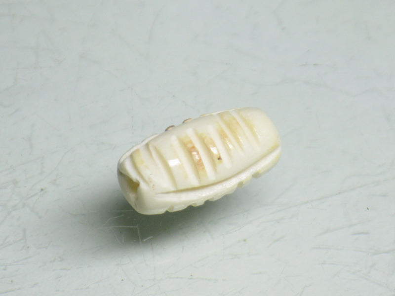 TOKO-BEADS BB088 Bone bead 8mm BB088 ボーンビーズ 8mm Asian bead & African bead  Handmade,Lampeork,bead,asia,india,ethnic,parts,accessory,beads とんぼ玉,ビーズ,トンボ玉,アジア,インド,エスニック,手作り,パーツ,アクセサリー