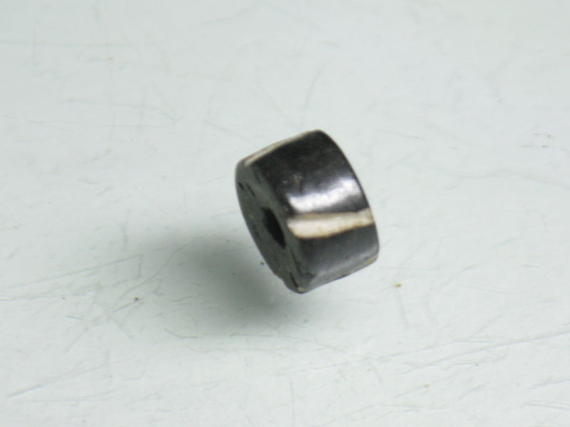 TOKO-BEADS BB108-04 Bone bead 8mm BB108-04 ボーンビーズ 8mm Asian bead & African bead  Handmade,Lampeork,bead,asia,india,ethnic,parts,accessory,beads とんぼ玉,ビーズ,トンボ玉,アジア,インド,エスニック,手作り,パーツ,アクセサリー