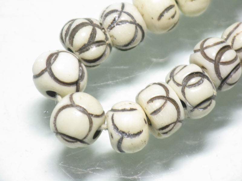 TOKO-BEADS BB109-34N Bone bead (strand) 8mm BB109-34N ボーンビーズ（連） 8mm Asian bead & African bead  Handmade,Lampeork,bead,asia,india,ethnic,parts,accessory,beads とんぼ玉,ビーズ,トンボ玉,アジア,インド,エスニック,手作り,パーツ,アクセサリー