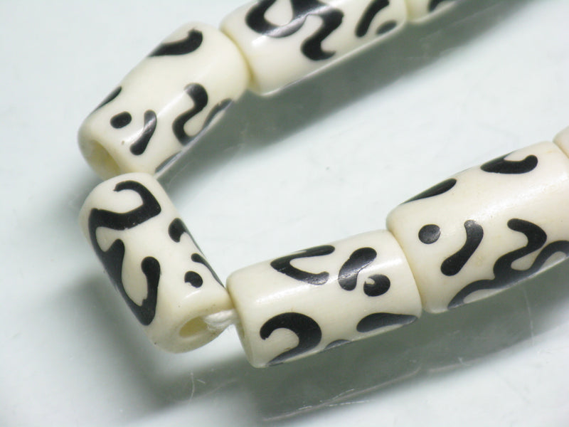 TOKO-BEADS BB109-43N Bone bead (strand) 6~7.5mm BB109-43N ボーンビーズ（連） 6~7.5mm Asian bead & African bead  Handmade,Lampeork,bead,asia,india,ethnic,parts,accessory,beads とんぼ玉,ビーズ,トンボ玉,アジア,インド,エスニック,手作り,パーツ,アクセサリー