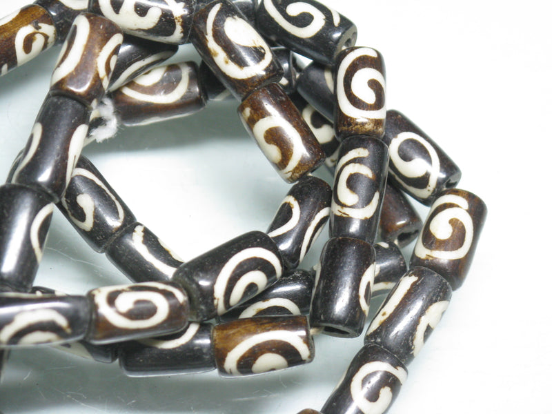 TOKO-BEADS BB109-46N Batik Bone bead (strand) 6.5~8.5mm BB109-46N ボーンビーズ（連） 6.5~8.5mm Asian bead & African bead  Handmade,Lampeork,bead,asia,india,ethnic,parts,accessory,beads とんぼ玉,ビーズ,トンボ玉,アジア,インド,エスニック,手作り,パーツ,アクセサリー