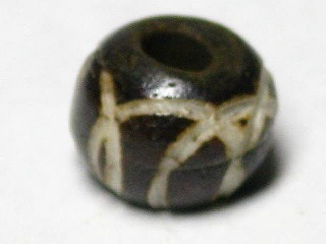 TOKO-BEADS BB109S-28 Bone bead 6.5mm BB109S-28 ボーンビーズ 6.5mm Asian bead & African bead  Handmade,Lampeork,bead,asia,india,ethnic,parts,accessory,beads とんぼ玉,ビーズ,トンボ玉,アジア,インド,エスニック,手作り,パーツ,アクセサリー