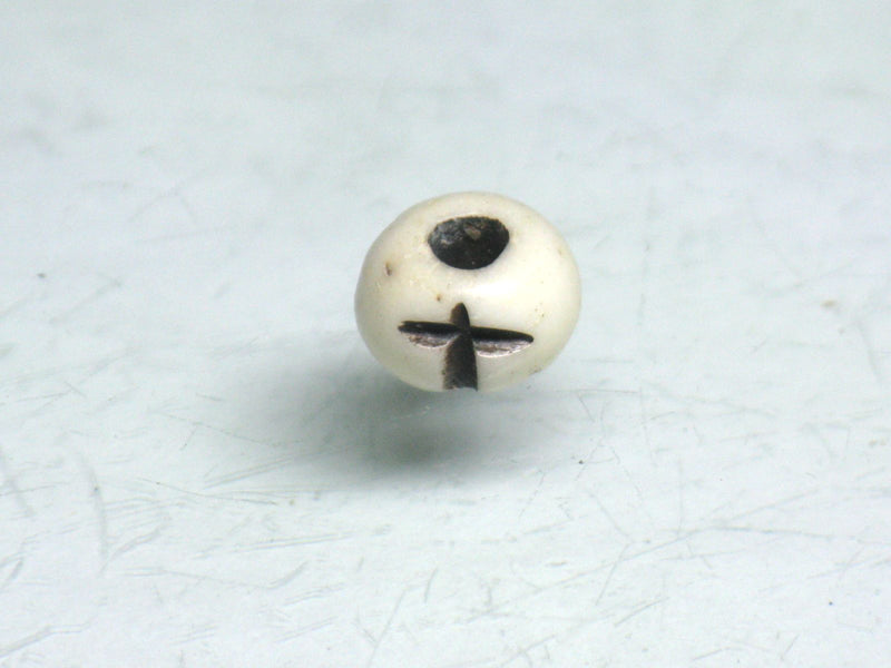 TOKO-BEADS BB109-30S Bone bead 6.5mm BB109-30S ボーンビーズ 6.5mm Asian bead & African bead  Handmade,Lampeork,bead,asia,india,ethnic,parts,accessory,beads とんぼ玉,ビーズ,トンボ玉,アジア,インド,エスニック,手作り,パーツ,アクセサリー