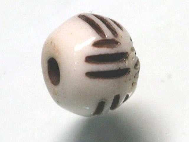 TOKO-BEADS BB110-29S Bone bead 10mm BB110-29S ボーンビーズ 10mm Asian bead & African bead  Handmade,Lampeork,bead,asia,india,ethnic,parts,accessory,beads とんぼ玉,ビーズ,トンボ玉,アジア,インド,エスニック,手作り,パーツ,アクセサリー