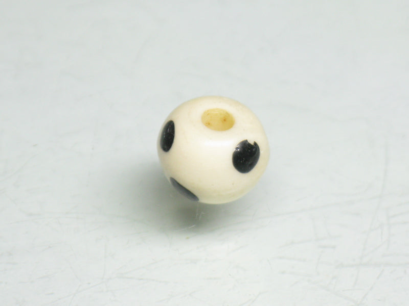 TOKO-BEADS BB110-31S Bone bead 8mm BB110-31S ボーンビーズ 8mm Asian bead & African bead  Handmade,Lampeork,bead,asia,india,ethnic,parts,accessory,beads とんぼ玉,ビーズ,トンボ玉,アジア,インド,エスニック,手作り,パーツ,アクセサリー