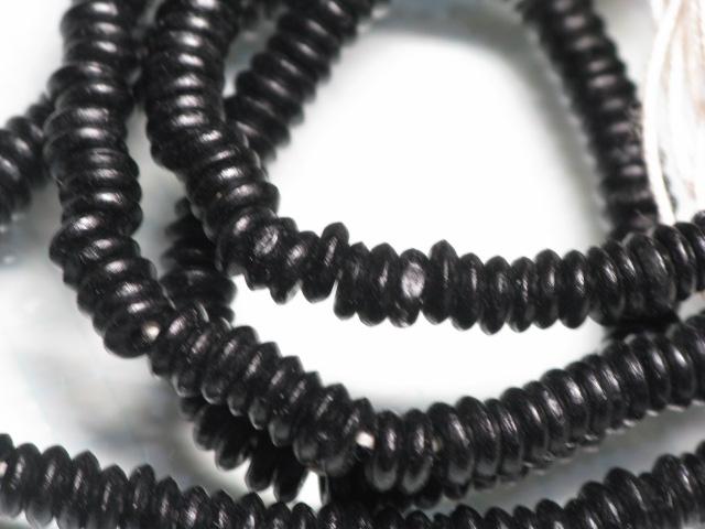 TOKO-BEADS BB111N-15 Bone Seed bead (strand) 5.5mm BB111N-15 ボーンシードビーズ（連） 5.5mm Asian bead & African bead  Handmade,Lampeork,bead,asia,india,ethnic,parts,accessory,beads とんぼ玉,ビーズ,トンボ玉,アジア,インド,エスニック,手作り,パーツ,アクセサリー