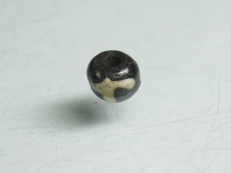 TOKO-BEADS BB112S-09 Bone bead 6.5~7mm BB112S-09 ボーンビーズ 6.5~7mm Asian bead & African bead  Handmade,Lampeork,bead,asia,india,ethnic,parts,accessory,beads とんぼ玉,ビーズ,トンボ玉,アジア,インド,エスニック,手作り,パーツ,アクセサリー