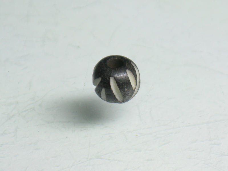 TOKO-BEADS BB112S-11 Bone bead 6.5~7mm BB112S-11 ボーンビーズ 6.5~7mm Asian bead & African bead  Handmade,Lampeork,bead,asia,india,ethnic,parts,accessory,beads とんぼ玉,ビーズ,トンボ玉,アジア,インド,エスニック,手作り,パーツ,アクセサリー