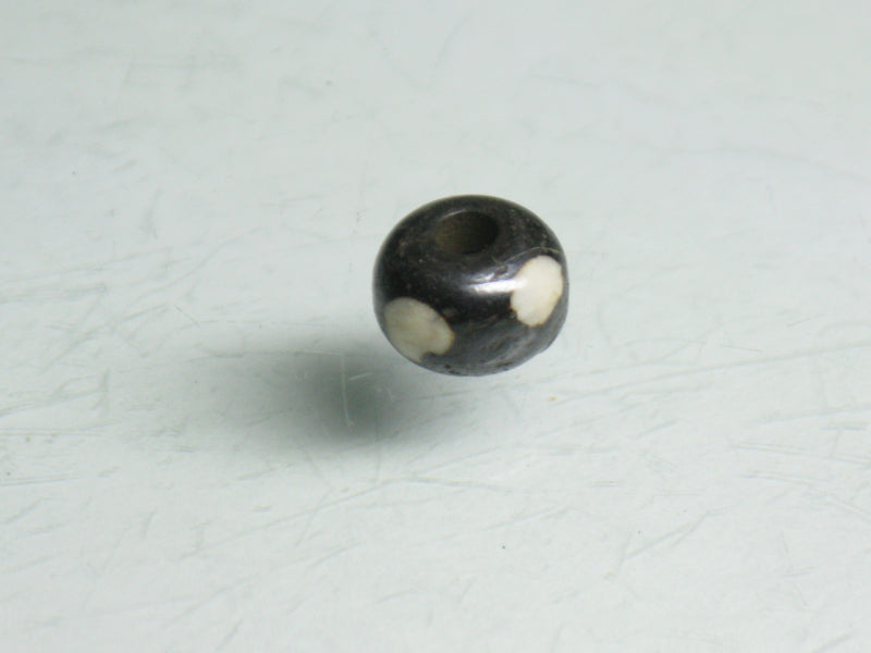 TOKO-BEADS BB112S-15 Bone bead 6.5~7mm BB112S-15 ボーンビーズ 6.5~7mm Asian bead & African bead  Handmade,Lampeork,bead,asia,india,ethnic,parts,accessory,beads とんぼ玉,ビーズ,トンボ玉,アジア,インド,エスニック,手作り,パーツ,アクセサリー