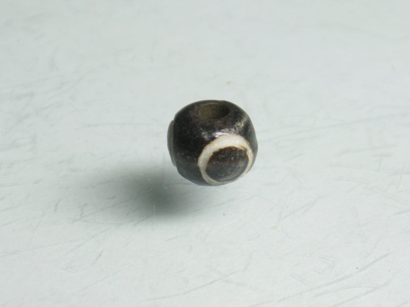 TOKO-BEADS BB112S-16 Bone bead 6.5~7mm BB112S-16 ボーンビーズ 6.5~7mm Asian bead & African bead  Handmade,Lampeork,bead,asia,india,ethnic,parts,accessory,beads とんぼ玉,ビーズ,トンボ玉,アジア,インド,エスニック,手作り,パーツ,アクセサリー