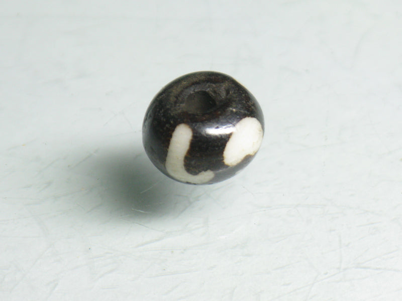 TOKO-BEADS BB112S-21 Bone bead 8.5mm BB112S-21 ボーンビーズ 8.5mm Asian bead & African bead  Handmade,Lampeork,bead,asia,india,ethnic,parts,accessory,beads とんぼ玉,ビーズ,トンボ玉,アジア,インド,エスニック,手作り,パーツ,アクセサリー