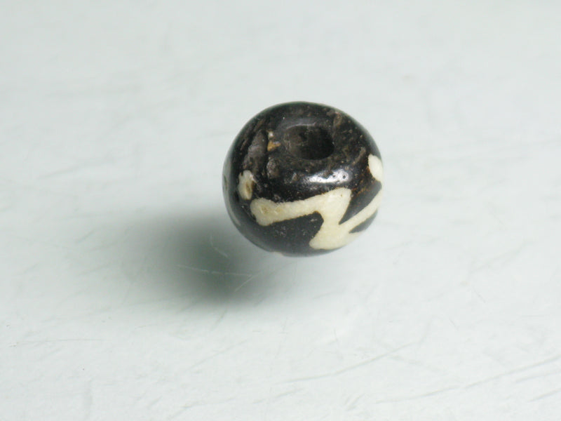 TOKO-BEADS BB112S-22 Bone bead 8.5mm BB112S-22 ボーンビーズ 8.5mm Asian bead & African bead  Handmade,Lampeork,bead,asia,india,ethnic,parts,accessory,beads とんぼ玉,ビーズ,トンボ玉,アジア,インド,エスニック,手作り,パーツ,アクセサリー