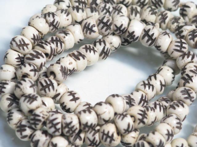 TOKO-BEADS BB113-02N Bone bead (strand) 6.5~7mm BB113-02N ボーンビーズ（連） 6.5~7mm Asian bead & African bead  Handmade,Lampeork,bead,asia,india,ethnic,parts,accessory,beads とんぼ玉,ビーズ,トンボ玉,アジア,インド,エスニック,手作り,パーツ,アクセサリー