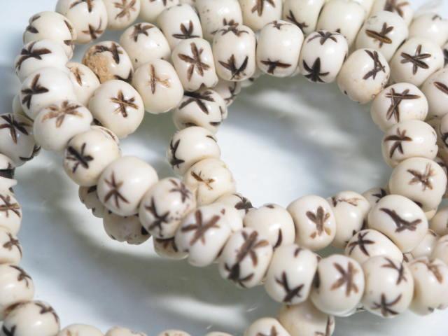 TOKO-BEADS BB113-05N Bone bead (strand) 6.5~7mm BB113-05N ボーンビーズ（連） 6.5~7mm Asian bead & African bead  Handmade,Lampeork,bead,asia,india,ethnic,parts,accessory,beads とんぼ玉,ビーズ,トンボ玉,アジア,インド,エスニック,手作り,パーツ,アクセサリー