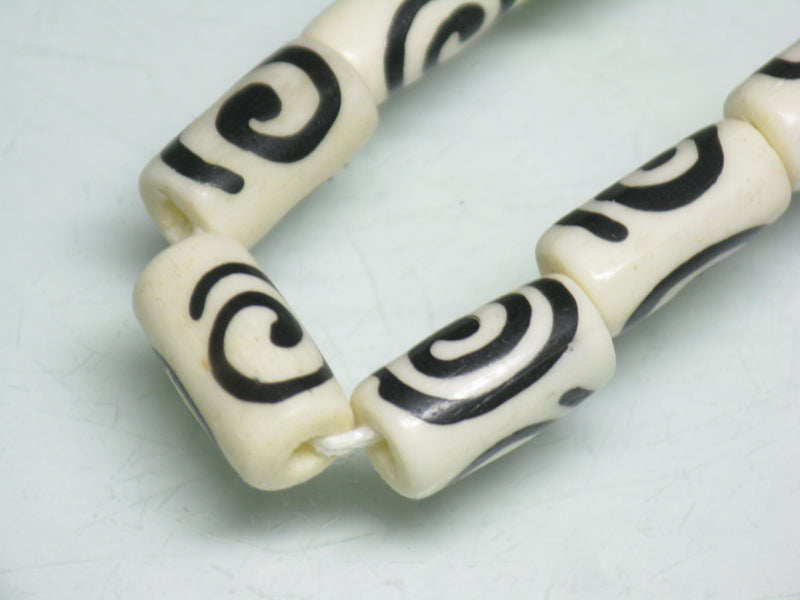 TOKO-BEADS BB114-13N Bone bead (strand) 7mm BB114-13N ボーンビーズ（連） 7mm Asian bead & African bead  Handmade,Lampeork,bead,asia,india,ethnic,parts,accessory,beads とんぼ玉,ビーズ,トンボ玉,アジア,インド,エスニック,手作り,パーツ,アクセサリー