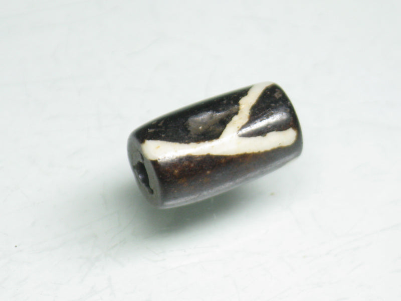 TOKO-BEADS BB114-05S Batik Bone bead 7mm BB114-05S ボーンビーズ 7mm Asian bead & African bead  Handmade,Lampeork,bead,asia,india,ethnic,parts,accessory,beads とんぼ玉,ビーズ,トンボ玉,アジア,インド,エスニック,手作り,パーツ,アクセサリー