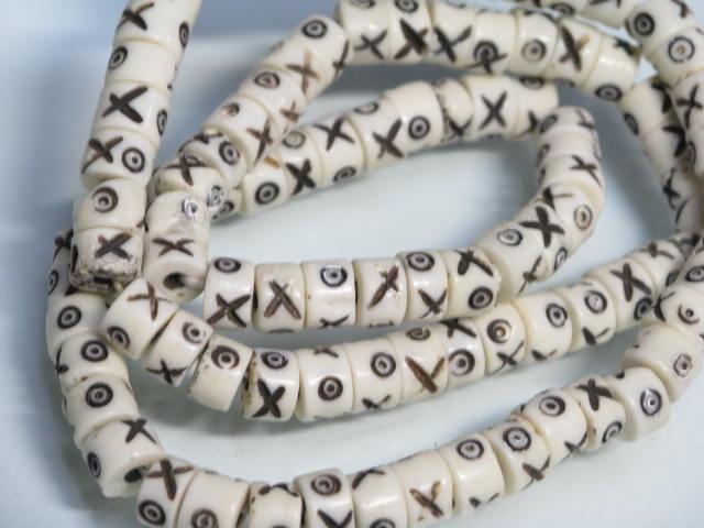 TOKO-BEADS BB115-01N Bone bead (strand) 7.5mm BB115-01N ボーンビーズ（連） 7.5mm Asian bead & African bead  Handmade,Lampeork,bead,asia,india,ethnic,parts,accessory,beads とんぼ玉,ビーズ,トンボ玉,アジア,インド,エスニック,手作り,パーツ,アクセサリー