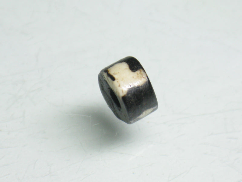 TOKO-BEADS BB115-05S Bone bead 7.5mm BB115-05S ボーンビーズ 7.5mm Asian bead & African bead  Handmade,Lampeork,bead,asia,india,ethnic,parts,accessory,beads とんぼ玉,ビーズ,トンボ玉,アジア,インド,エスニック,手作り,パーツ,アクセサリー
