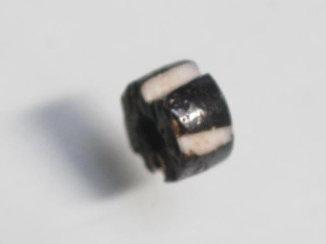 TOKO-BEADS BB115-09S Bone bead 6mm BB115-09S ボーンビーズ 6mm Asian bead & African bead  Handmade,Lampeork,bead,asia,india,ethnic,parts,accessory,beads とんぼ玉,ビーズ,トンボ玉,アジア,インド,エスニック,手作り,パーツ,アクセサリー