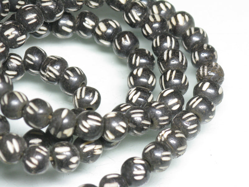 TOKO-BEADS BB116N-04 Bone bead 8mm BB116N-04 ボーンビーズ（連） 8mm Asian bead & African bead  Handmade,Lampeork,bead,asia,india,ethnic,parts,accessory,beads とんぼ玉,ビーズ,トンボ玉,アジア,インド,エスニック,手作り,パーツ,アクセサリー