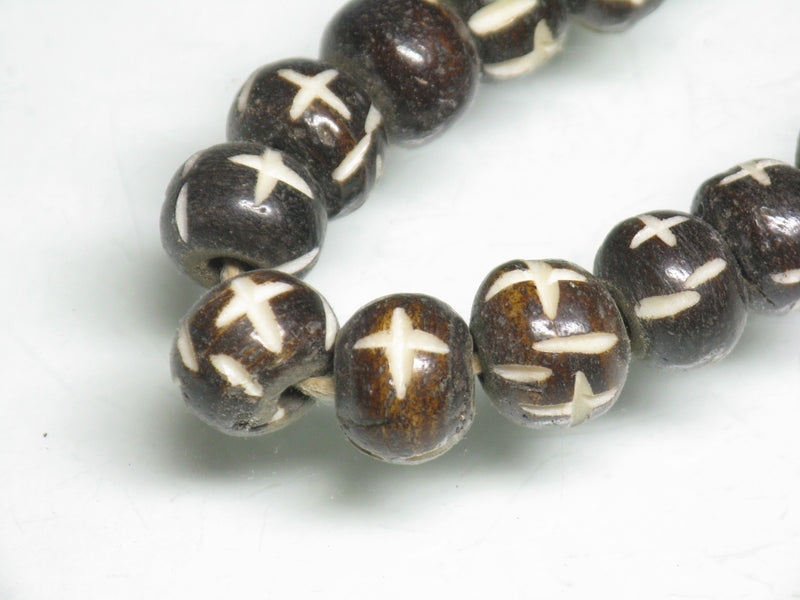 TOKO-BEADS BB116N-06 Bone bead 8.5mm BB116N-06 ボーンビーズ（連） 8.5mm Asian bead & African bead  Handmade,Lampeork,bead,asia,india,ethnic,parts,accessory,beads とんぼ玉,ビーズ,トンボ玉,アジア,インド,エスニック,手作り,パーツ,アクセサリー