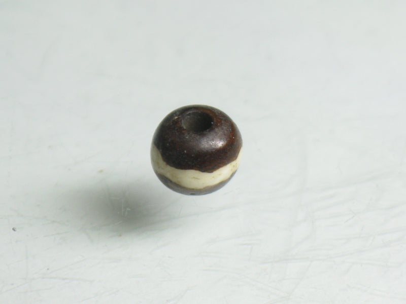 TOKO-BEADS BB116S-01 Bone bead 6.5mm BB116S-01 ボーンビーズ 6.5mm Asian bead & African bead  Handmade,Lampeork,bead,asia,india,ethnic,parts,accessory,beads とんぼ玉,ビーズ,トンボ玉,アジア,インド,エスニック,手作り,パーツ,アクセサリー