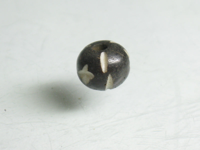TOKO-BEADS BB116S-05 Bone bead 8.5mm BB116S-05 ボーンビーズ 8.5mm Asian bead & African bead  Handmade,Lampeork,bead,asia,india,ethnic,parts,accessory,beads とんぼ玉,ビーズ,トンボ玉,アジア,インド,エスニック,手作り,パーツ,アクセサリー