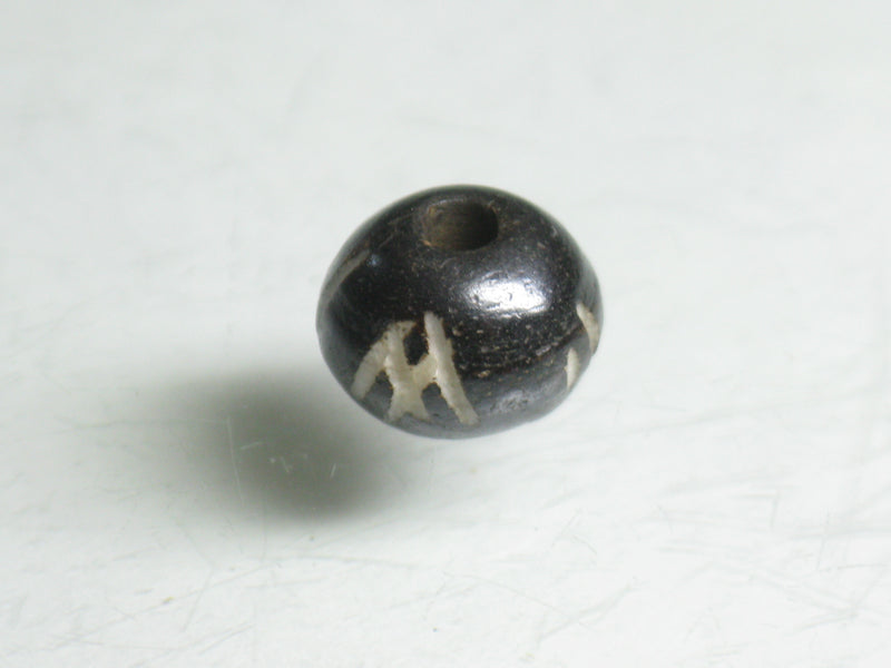 TOKO-BEADS BB116S-09 Bone bead 8.5mm BB116S-09 ボーンビーズ 8.5mm Asian bead & African bead  Handmade,Lampeork,bead,asia,india,ethnic,parts,accessory,beads とんぼ玉,ビーズ,トンボ玉,アジア,インド,エスニック,手作り,パーツ,アクセサリー