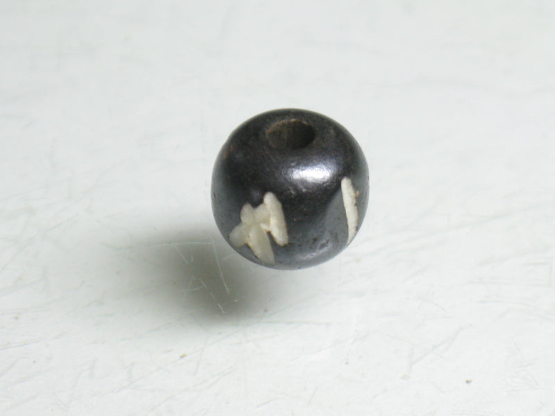 TOKO-BEADS BB116S-11 Bone bead 8.5mm BB116S-11 ボーンビーズ 8.5mm Asian bead & African bead  Handmade,Lampeork,bead,asia,india,ethnic,parts,accessory,beads とんぼ玉,ビーズ,トンボ玉,アジア,インド,エスニック,手作り,パーツ,アクセサリー
