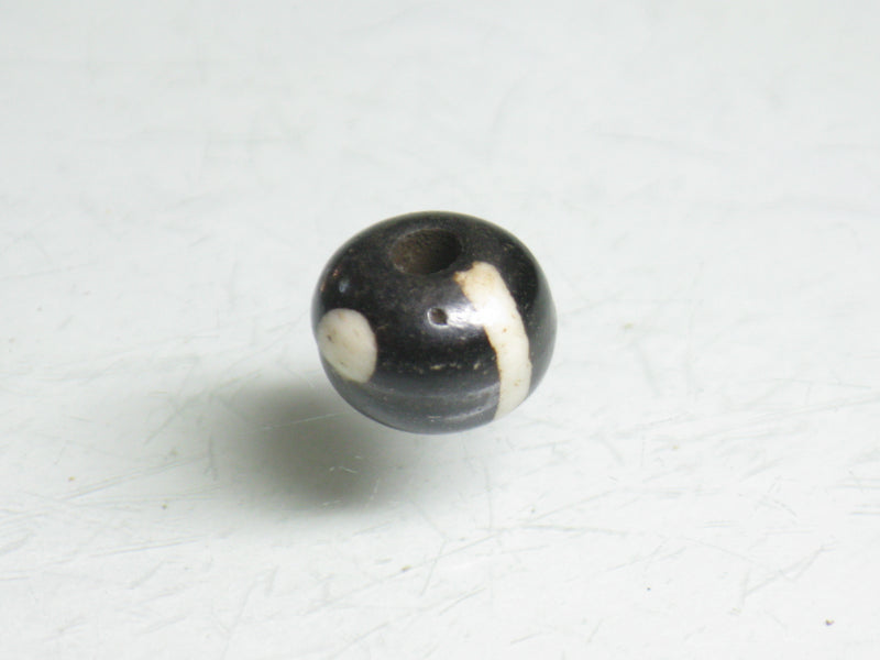 TOKO-BEADS BB116S-12 Bone bead 8.5mm BB116S-12 ボーンビーズ 8.5mm Asian bead & African bead  Handmade,Lampeork,bead,asia,india,ethnic,parts,accessory,beads とんぼ玉,ビーズ,トンボ玉,アジア,インド,エスニック,手作り,パーツ,アクセサリー
