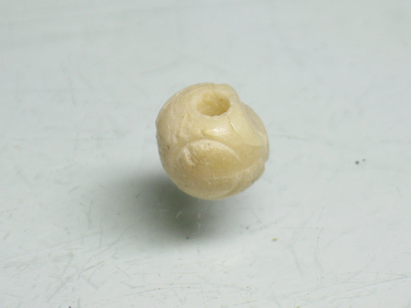 TOKO-BEADS BB117-03S Bone bead 8.5mm BB117-03S ボーンビーズ 8.5mm Asian bead & African bead  Handmade,Lampeork,bead,asia,india,ethnic,parts,accessory,beads とんぼ玉,ビーズ,トンボ玉,アジア,インド,エスニック,手作り,パーツ,アクセサリー