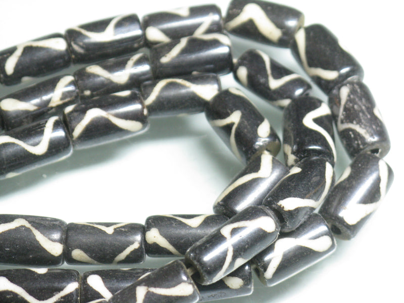 TOKO-BEADS BB119-07N Batik Bone bead 6~7mm BB119-07N ボーンビーズ（連） 6~7mm Asian bead & African bead  Handmade,Lampeork,bead,asia,india,ethnic,parts,accessory,beads とんぼ玉,ビーズ,トンボ玉,アジア,インド,エスニック,手作り,パーツ,アクセサリー