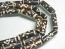 TOKO-BEADS BB119-15N Batik Bone bead 7~8mm BB119-15N ボーンビーズ（連） 7~8mm Asian bead & African bead  Handmade,Lampeork,bead,asia,india,ethnic,parts,accessory,beads とんぼ玉,ビーズ,トンボ玉,アジア,インド,エスニック,手作り,パーツ,アクセサリー