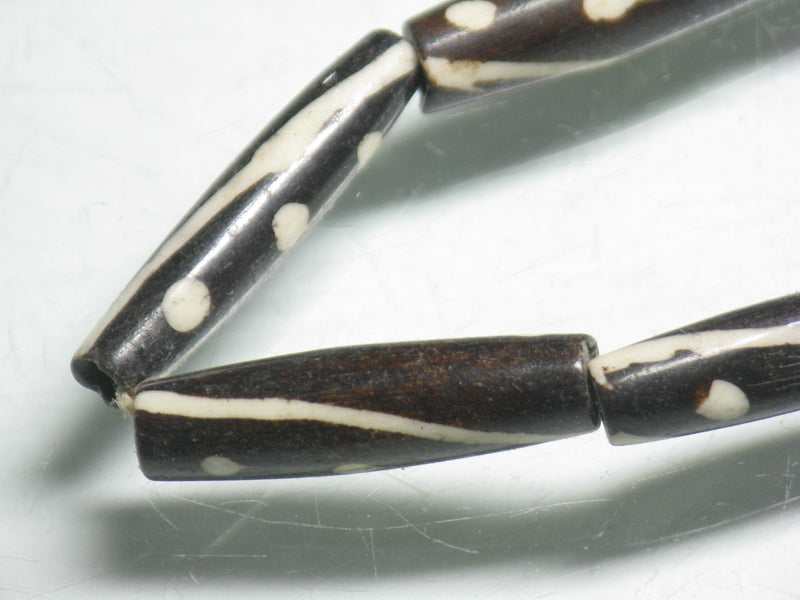TOKO-BEADS BB119-20N Batik Bone bead 5.5~6mm BB119-20N ボーンビーズ（連） 5.5~6mm Asian bead & African bead  Handmade,Lampeork,bead,asia,india,ethnic,parts,accessory,beads とんぼ玉,ビーズ,トンボ玉,アジア,インド,エスニック,手作り,パーツ,アクセサリー