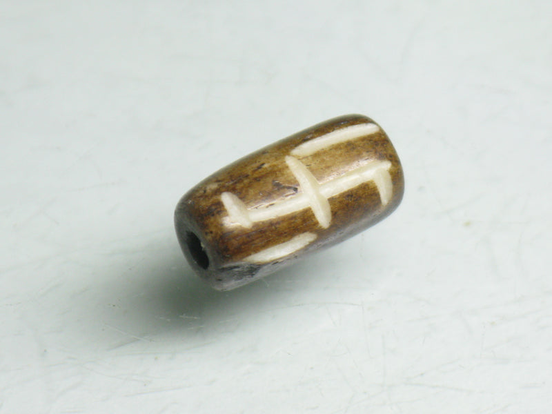 TOKO-BEADS BB119-01S Bone bead 7.5mm BB119-01S ボーンビーズ 7.5mm Asian bead & African bead  Handmade,Lampeork,bead,asia,india,ethnic,parts,accessory,beads とんぼ玉,ビーズ,トンボ玉,アジア,インド,エスニック,手作り,パーツ,アクセサリー