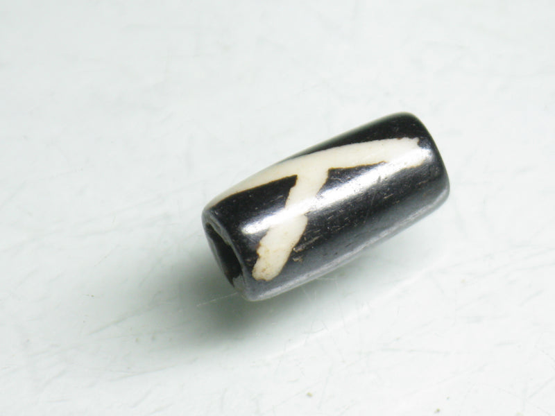 TOKO-BEADS BB119-06S Batik Bone bead 6~7mm BB119-06S ボーンビーズ 6~7mm Asian bead & African bead  Handmade,Lampeork,bead,asia,india,ethnic,parts,accessory,beads とんぼ玉,ビーズ,トンボ玉,アジア,インド,エスニック,手作り,パーツ,アクセサリー