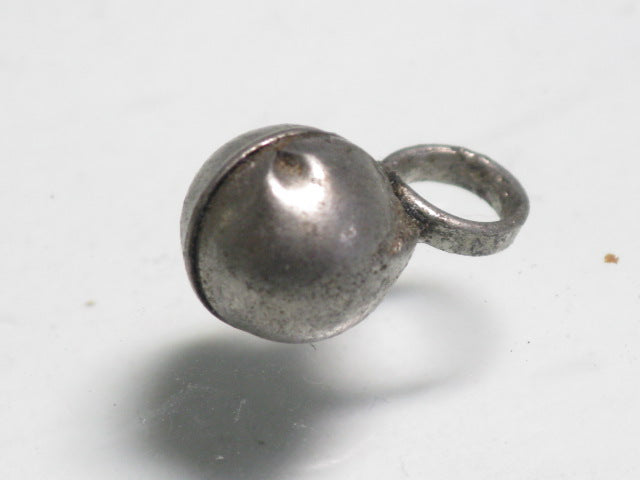 TOKO-BEADS BM018 Metal bead 15mm BM018 メタルチャーム（ベル） 15mm Asian bead & African bead  Handmade,Lampeork,bead,asia,india,ethnic,parts,accessory,beads とんぼ玉,ビーズ,トンボ玉,アジア,インド,エスニック,手作り,パーツ,アクセサリー
