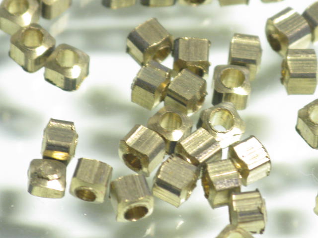 TOKO-BEADS BM019-06P Metal bead (50pcs) 2.4mm BM019-06P メタルビーズ（50個パック） 2.4mm Asian bead & African bead  Handmade,Lampeork,bead,asia,india,ethnic,parts,accessory,beads とんぼ玉,ビーズ,トンボ玉,アジア,インド,エスニック,手作り,パーツ,アクセサリー