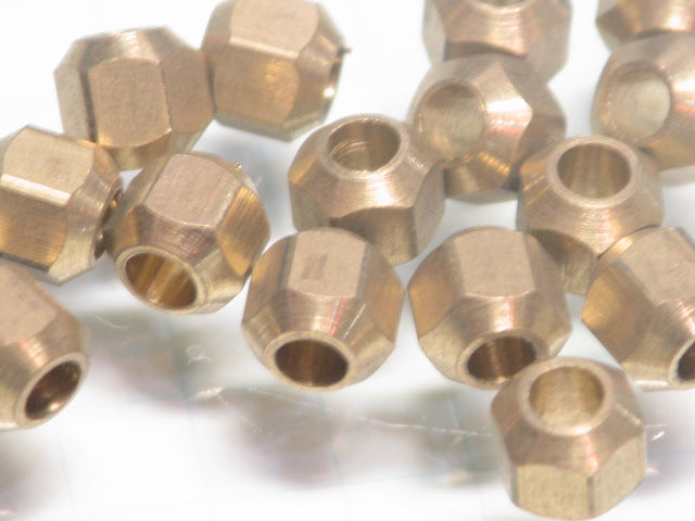 TOKO-BEADS BM019-22P Metal bead (50pcs) 5mm BM019-22P メタルビーズ（50個パック） 5mm Asian bead & African bead  Handmade,Lampeork,bead,asia,india,ethnic,parts,accessory,beads とんぼ玉,ビーズ,トンボ玉,アジア,インド,エスニック,手作り,パーツ,アクセサリー