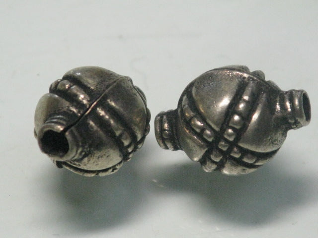 TOKO-BEADS BM101-27 Metal bead (2pcs) 11mm BM101-27 メタルビーズ（2個セット） 11mm Asian bead & African bead  Handmade,Lampeork,bead,asia,india,ethnic,parts,accessory,beads とんぼ玉,ビーズ,トンボ玉,アジア,インド,エスニック,手作り,パーツ,アクセサリー