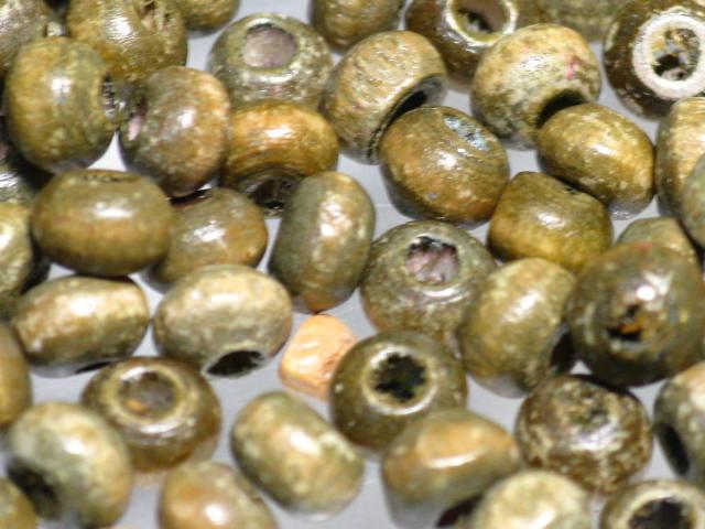 TOKO-BEADS BW001-44 Wooden Seed bead (3g) 4mm BW001-44 ウッドシードビーズ3ｇ 4mm Asian bead & African bead  Handmade,Lampeork,bead,asia,india,ethnic,parts,accessory,beads とんぼ玉,ビーズ,トンボ玉,アジア,インド,エスニック,手作り,パーツ,アクセサリー