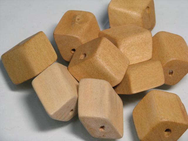 TOKO-BEADS BW010-55P Wooden bead (10pcs) 16mm BW010-55P フラットウッドビーズ（10個パック） 16mm Asian bead & African bead  Handmade,Lampeork,bead,asia,india,ethnic,parts,accessory,beads とんぼ玉,ビーズ,トンボ玉,アジア,インド,エスニック,手作り,パーツ,アクセサリー