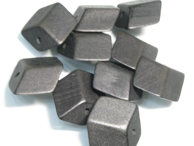TOKO-BEADS BW010-60P Wooden bead (10pcs) 16mm BW010-60P フラットウッドビーズ（10個パック） 16mm Asian bead & African bead  Handmade,Lampeork,bead,asia,india,ethnic,parts,accessory,beads とんぼ玉,ビーズ,トンボ玉,アジア,インド,エスニック,手作り,パーツ,アクセサリー